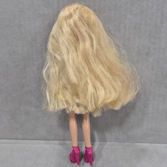 Bratz doll MGA Entertainment with a bracelet strawberry blonde hair Y2K vintage - Picture 2 of 10